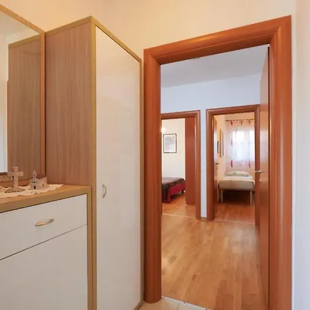 Apartament Viktoria *
